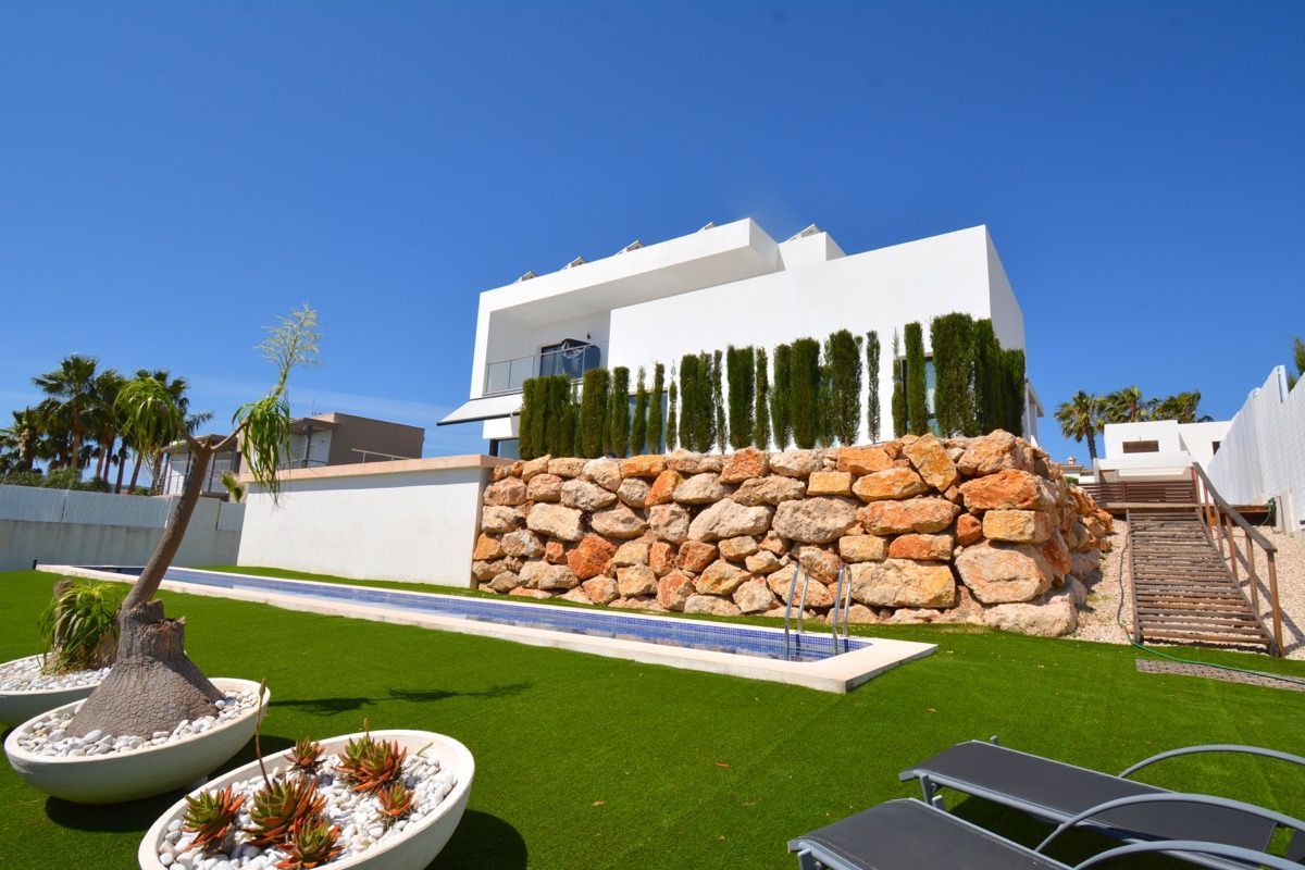 Modern villa next to Denia